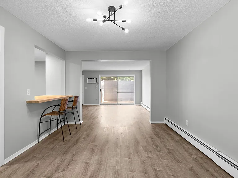5 Sundance Dr #5 — Photo 5