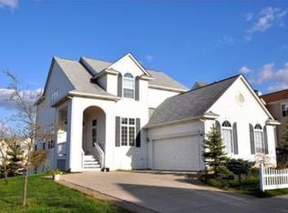 1239 Timmins Dr, Ann Arbor, MI 48103