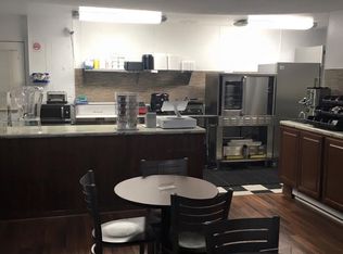 306 S Main St, Blackstone, VA 23824