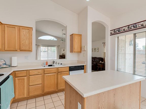 2nd image of 475 W Bolero Dr