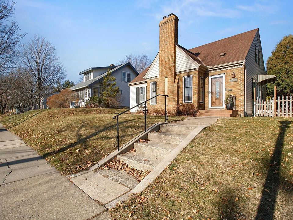 1st image of 779 Sherwood Ave