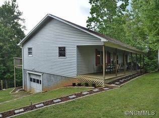 50 Bartlett Rd, Weaverville, NC 28787