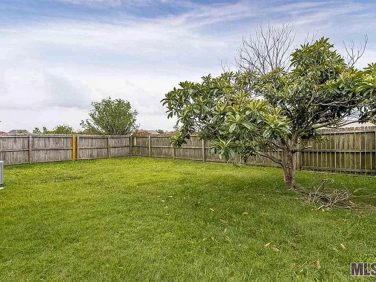 10418 Springridge Ave — Photo 22