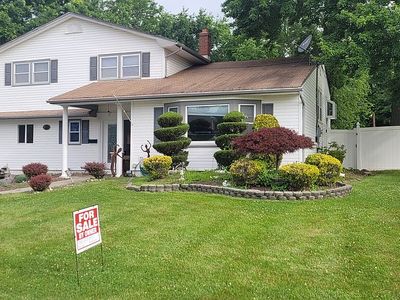 327 Cindy St, Old Bridge, NJ, 08857