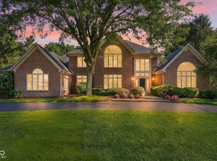 824 Wedgewood Ln, Carmel, IN 46033