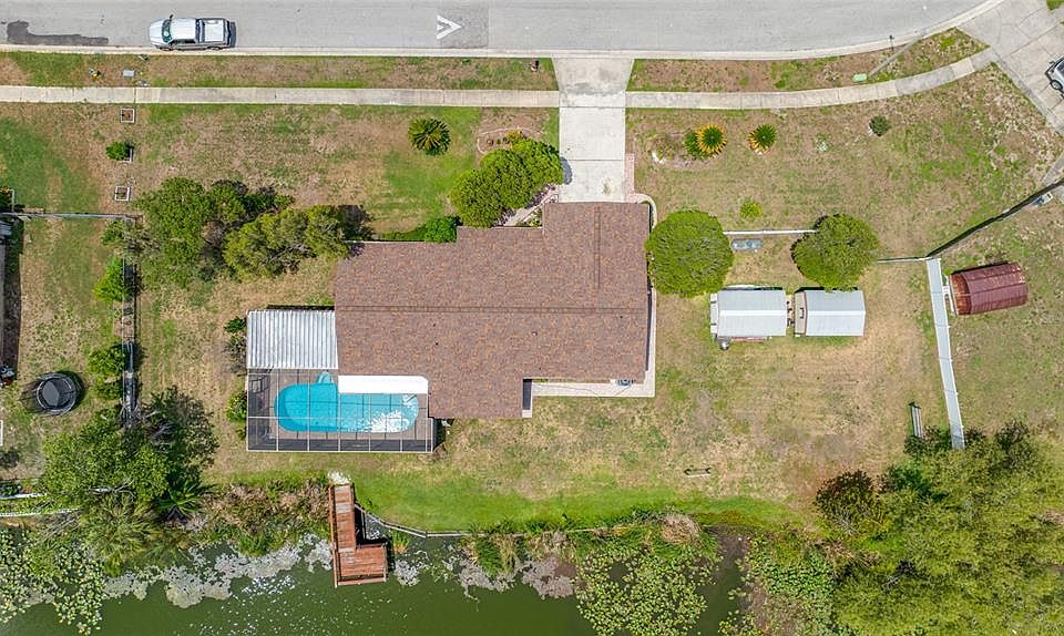 1st image of 506 Gay Rd