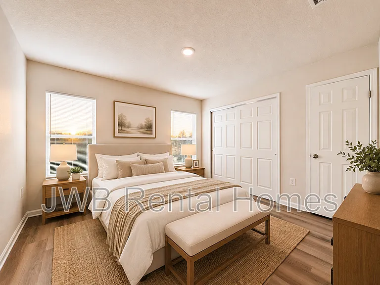 2313 Janette St — Photo 8