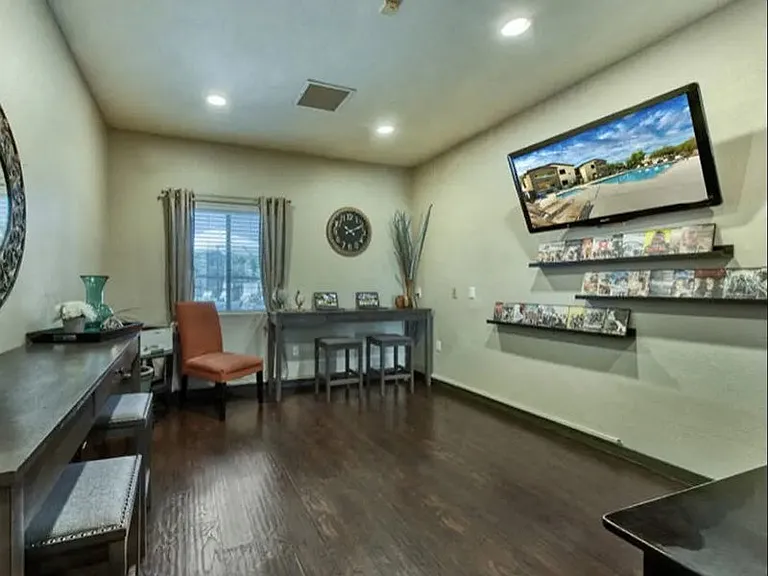 Villas on Bell — Photo 12