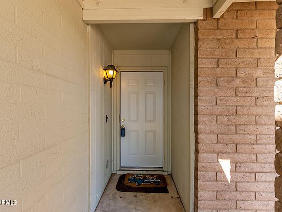 4th image of 6726 W CAMERON Drive