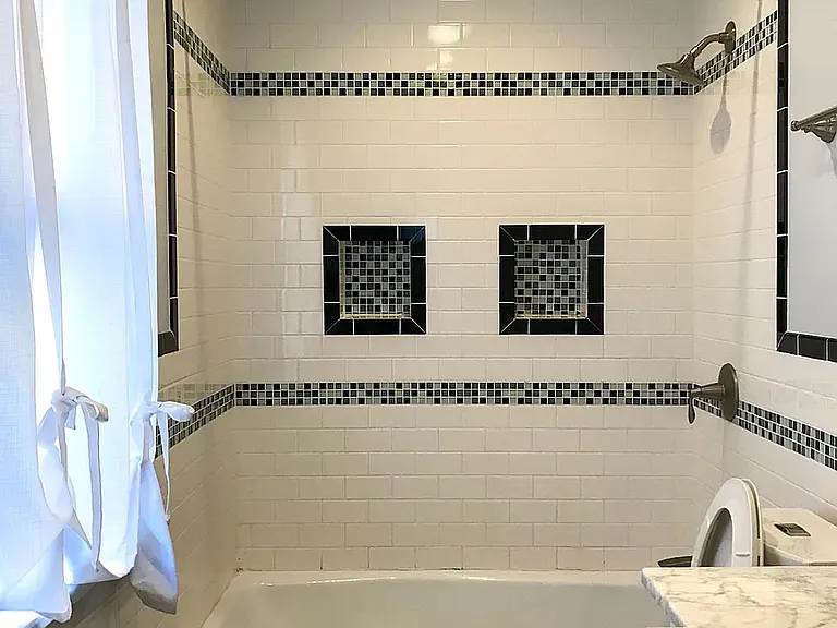 205 N 28th St — Photo 12