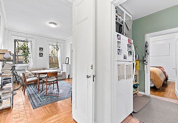 3rd image of 14 Prospect Park SW APT 34