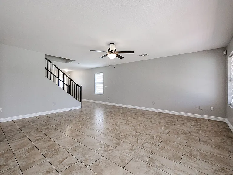 3385 E Longhorn Dr — Photo 7