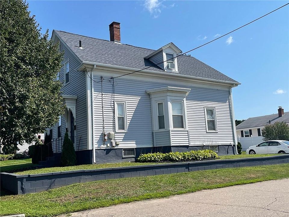 70 Martin St, East Providence, RI 02914 Zillow