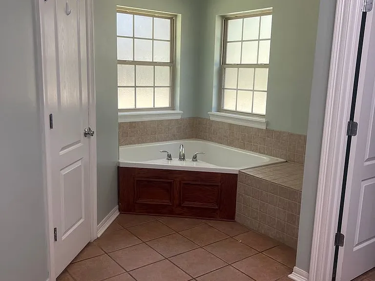 143 Hazel Ln — Photo 8