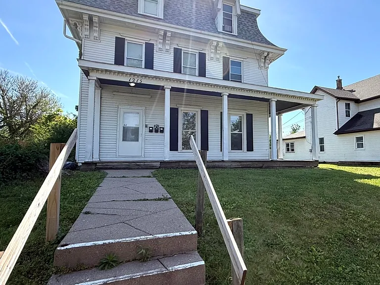 1215 Arlington Ave #1 — Photo 15