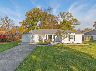 7026 Castle Manor Dr, Indianapolis, IN