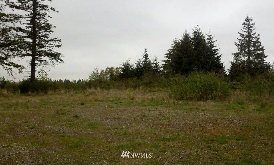 2nd image of 13505 N Mukilteo Speedway