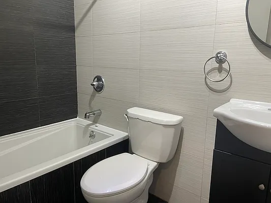 Rented by RENTBK LLC | media 14