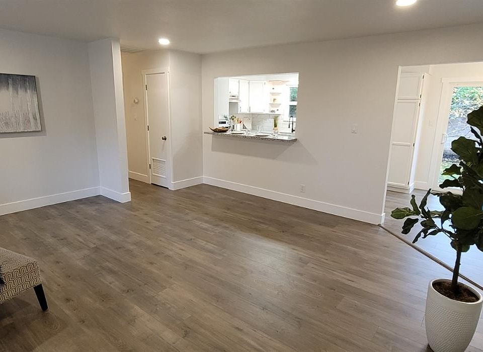 1st image of 8864 N Piedra Way