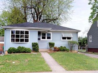 157 Wheeling Ave, Wheeling, IL 60090