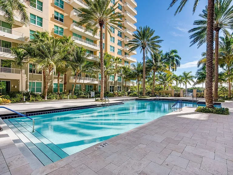 700 E Boynton Beach Blvd #803 — Photo 59