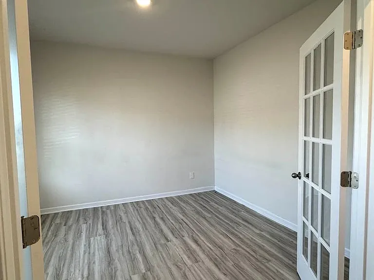 7898 Old Brook Rd — Photo 13