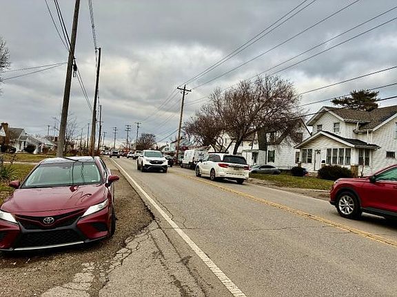 4th image of 471 N Hague Ave