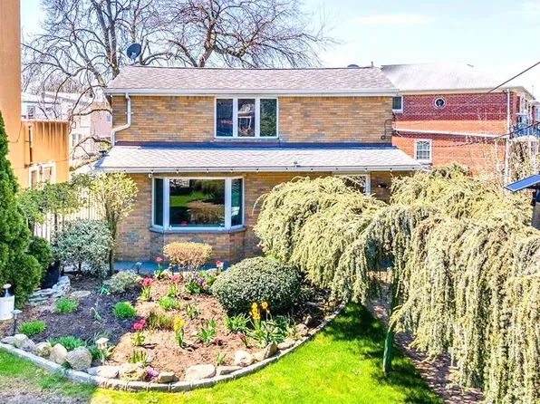 17-02 Clintonville Street, Whitestone, NY 11357