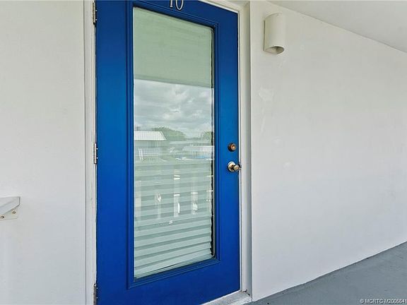 3rd image of 2929 SE Ocean Blvd APT F10