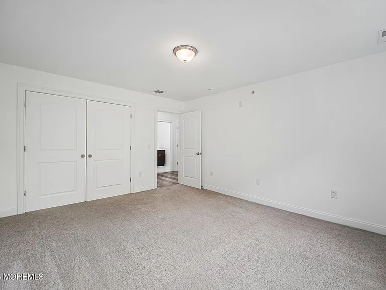 16 Emily Ct — Photo 21