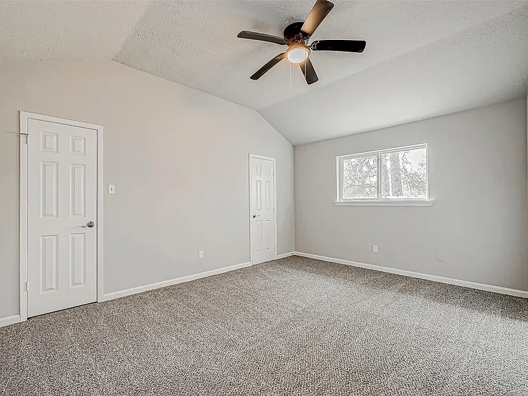 635 Tarpaulin Way — Photo 21
