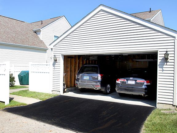 3rd image of 6260 Albany Crest Ave