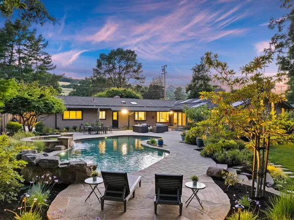 1032 Ocho Rios Dr, Danville, CA 94526