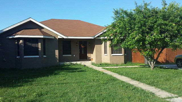 2nd image of 4020 Dalia St