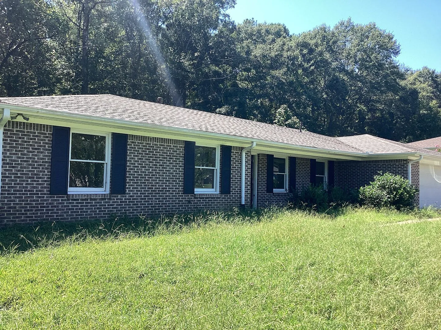 3 bedroom 2 bath in Southside — Photo 1