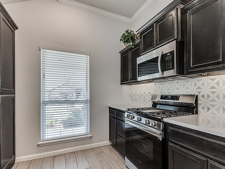 18305 Autumn Grove Dr — Photo 10