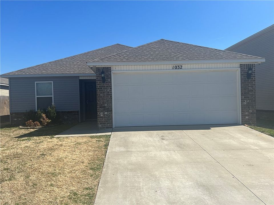 1st image of 1032 S Jaybird Ln