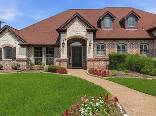 8470 Steeplechase Cir, Argyle, TX 76226