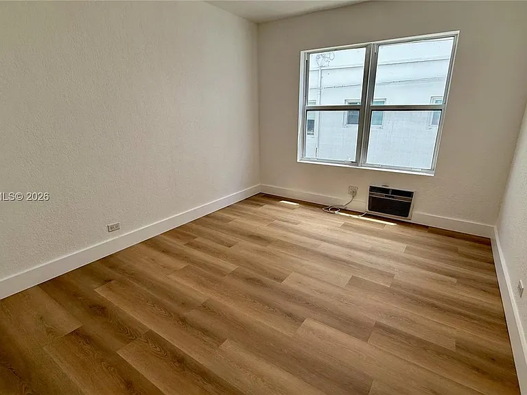 7334 Harding Ave #3 — Photo 15
