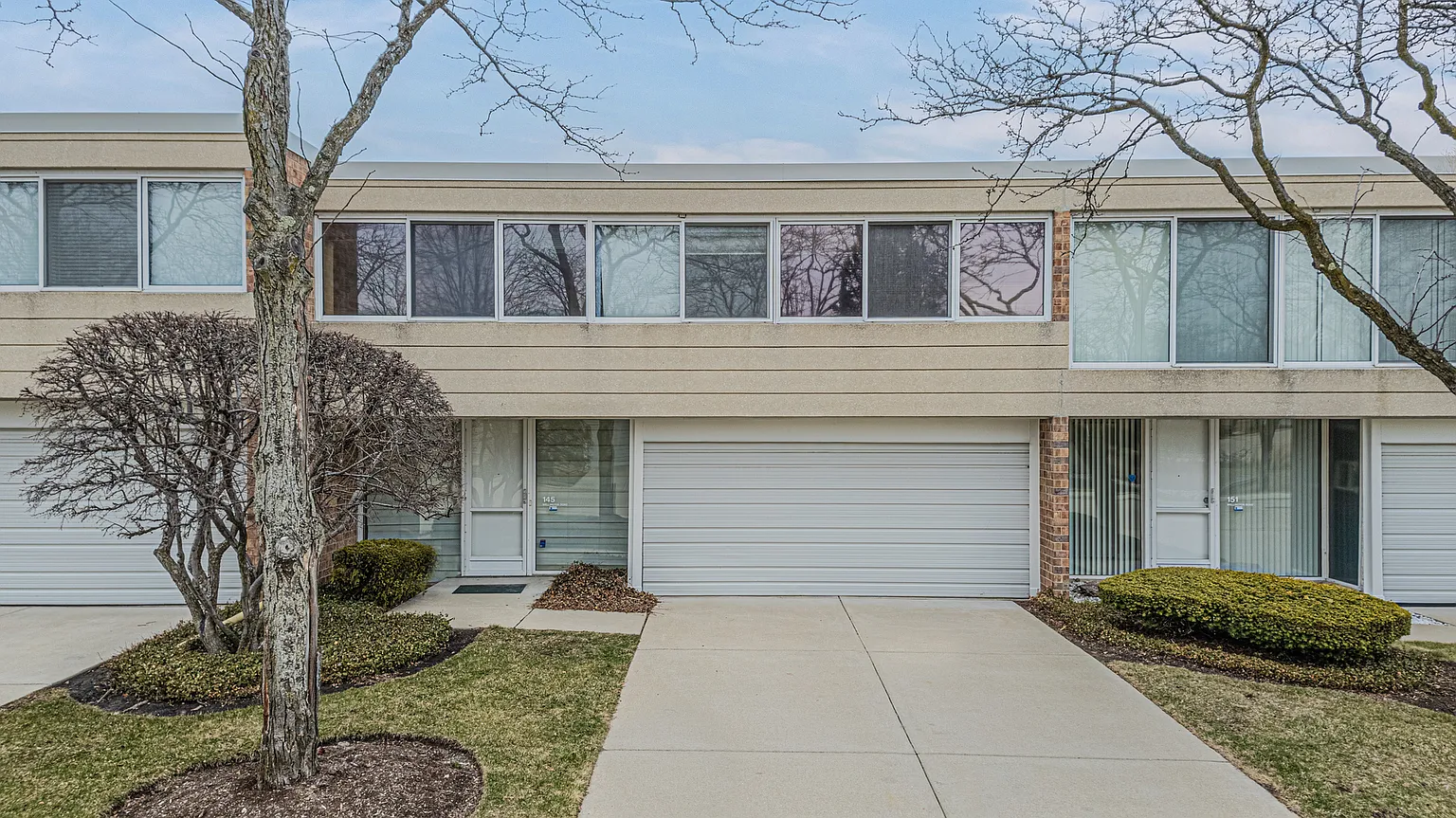 145 Wellington Rd photo 1
