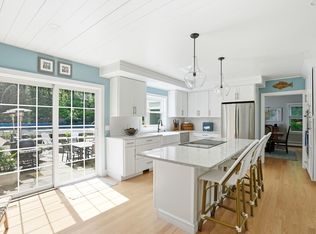 11 Winding Way, Plymouth, MA 02360