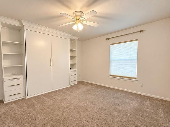 3rd image of 1005 Joe Annie St