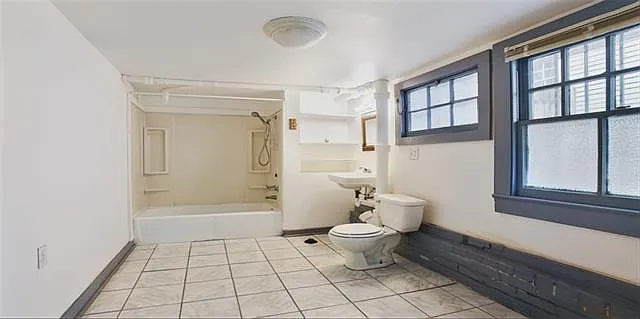 3 bed, 1.0 bath, 1270 sqft, $3,000 — Photo 4