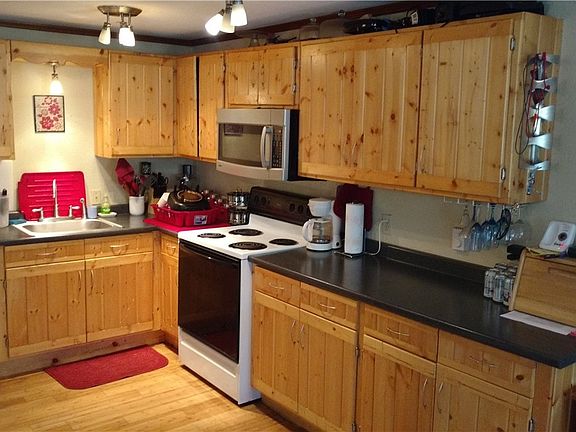 5th image of 320 E Aycliffe Dr