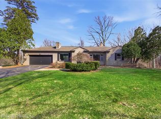 7745 Foster Rd, Clarkston, MI