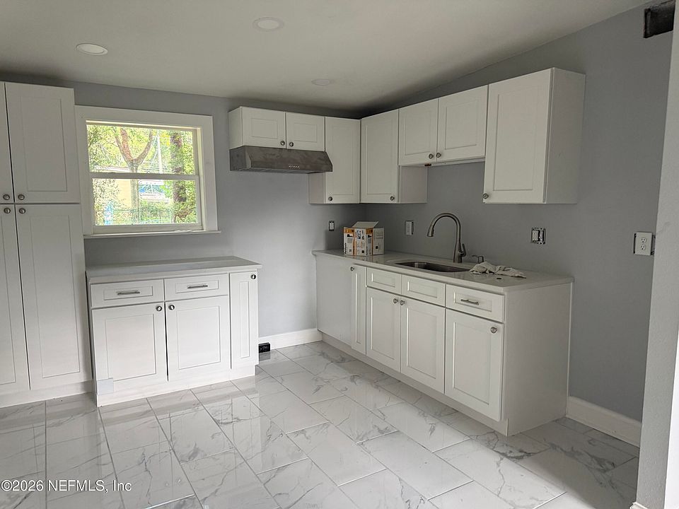 1st image of 3421 ARDISIA Road