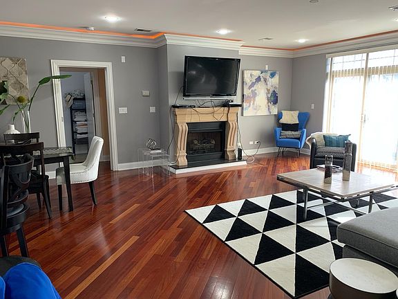 5th image of 4755 N Kilbourn Ave Unit 2C