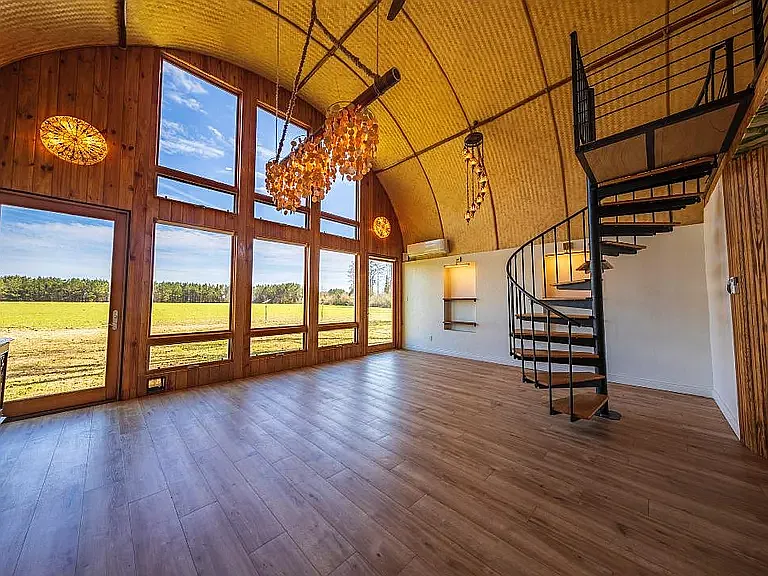 1 bed, 1100 sqft, $1,600 — Photo 1