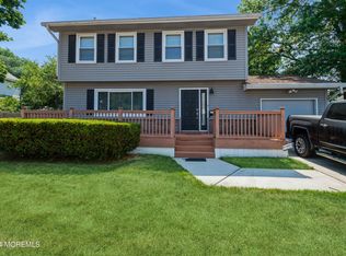 22 Churchill Ave, Hamilton, NJ 08610