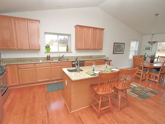5th image of 4684 Pebble Ct